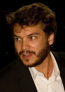 330px Emile Hirsch TIFF 2012 11zon 1