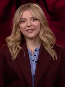 330px Chloe Grace Moretz 2019 3 11zon