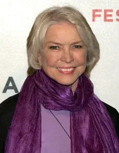 330px Ellen Burstyn at the 2009 Tribeca Film Festival 11zon