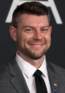 330px Patrick Fugit in 2018 11zon