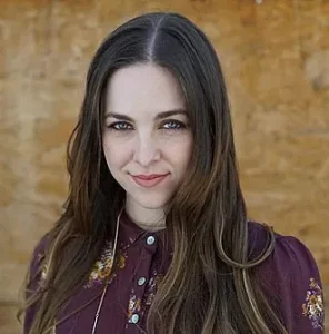 Brittany Curran cropped 11zon