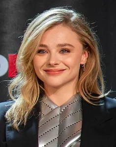 Chloe Grace Moretz The Peripheral NYCC 2022 cropped