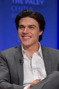 Finn Wittrock 1 11zon