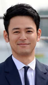 Satoshi Tsumabuki 