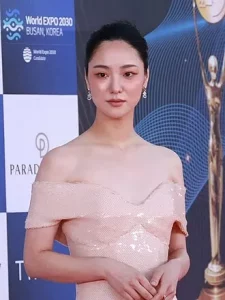 Jeon Yeo been at the 2nd Blue Dragon Series Awards 11zon